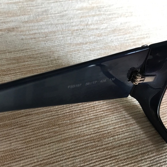 Fendi Women’s Prescription Sunglasses W/ Case - Picture 4 of 8